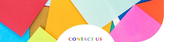 CONTACT US。カラフルな色紙の背景イメージ。